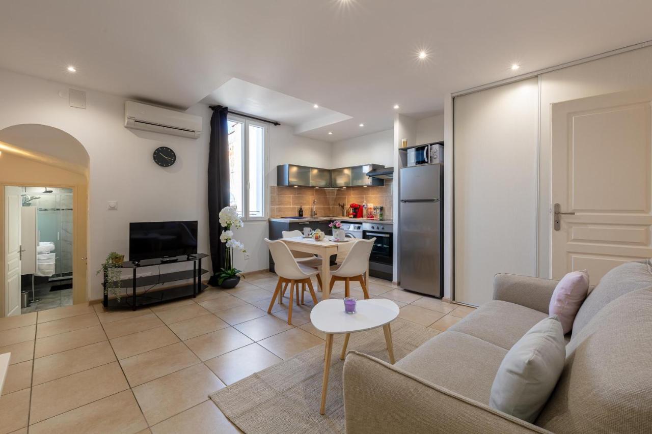 Coeur De Provence - Appt Climatise Appartement Draguignan Buitenkant foto