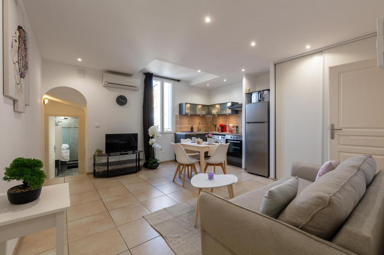 Coeur De Provence - Appt Climatise Appartement Draguignan Buitenkant foto